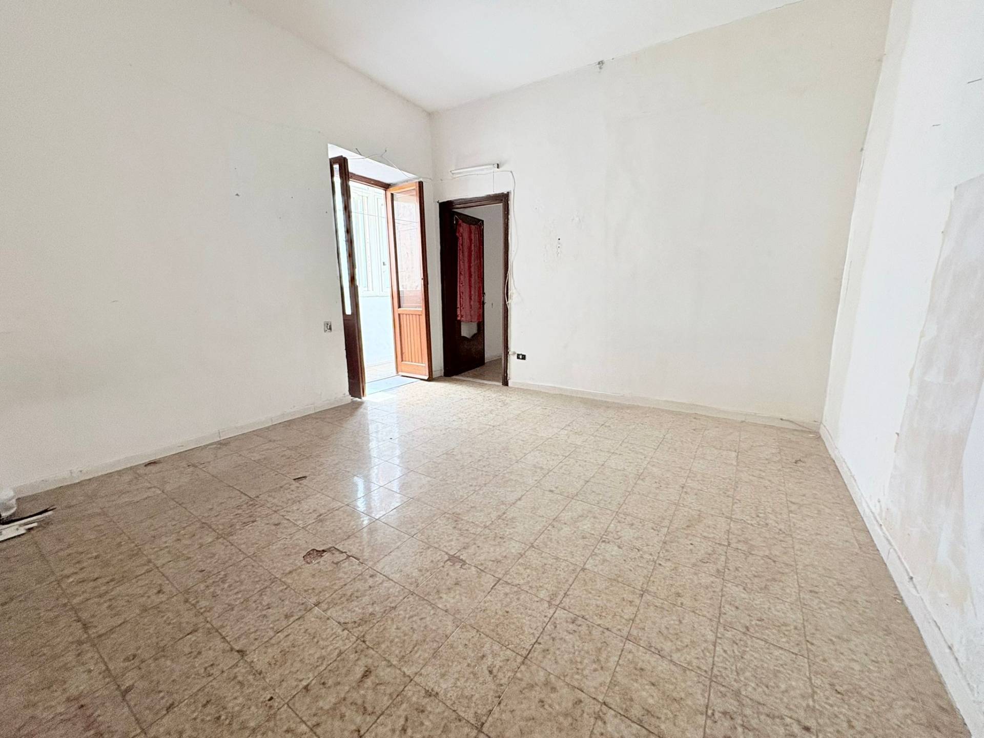 Appartamento in vendita a Napoli, San Carlo Arena