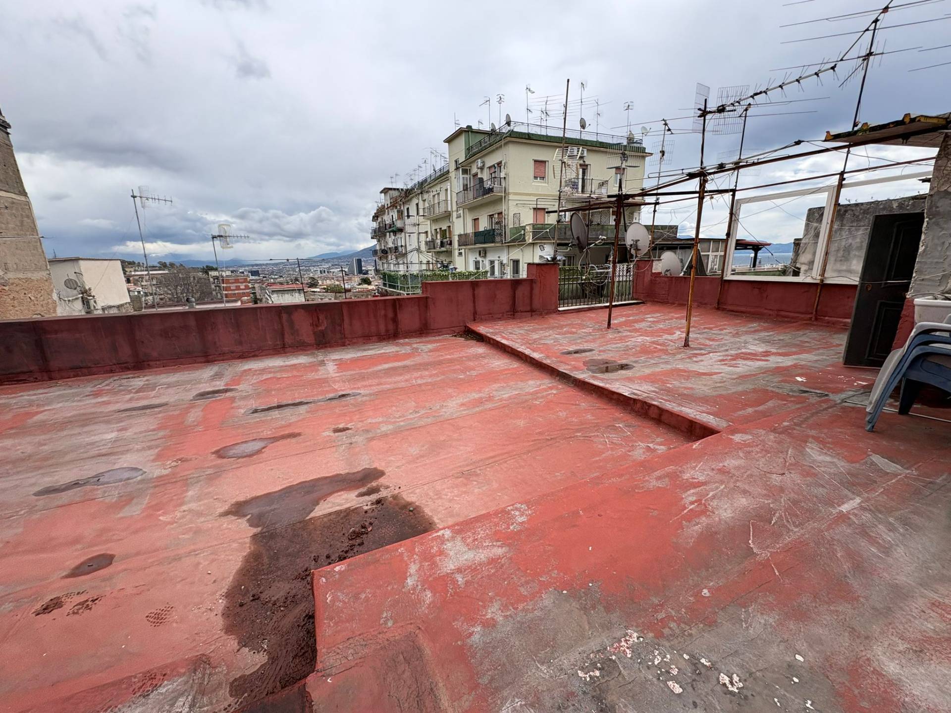 Appartamento in vendita a Napoli, San Carlo Arena