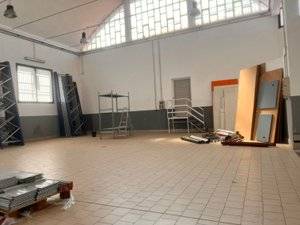 Locale commerciale in affitto a San Giorgio a Cremano