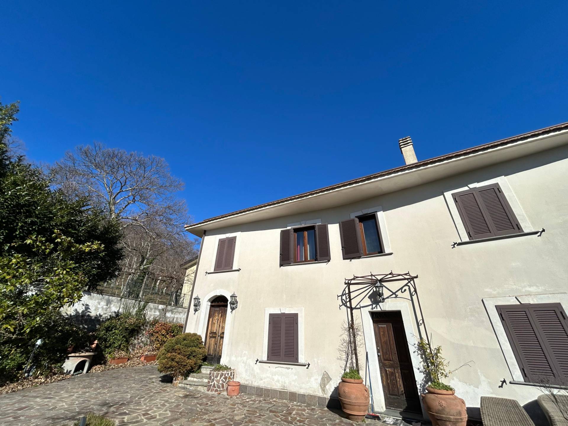 Villa in vendita a Roccamonfina