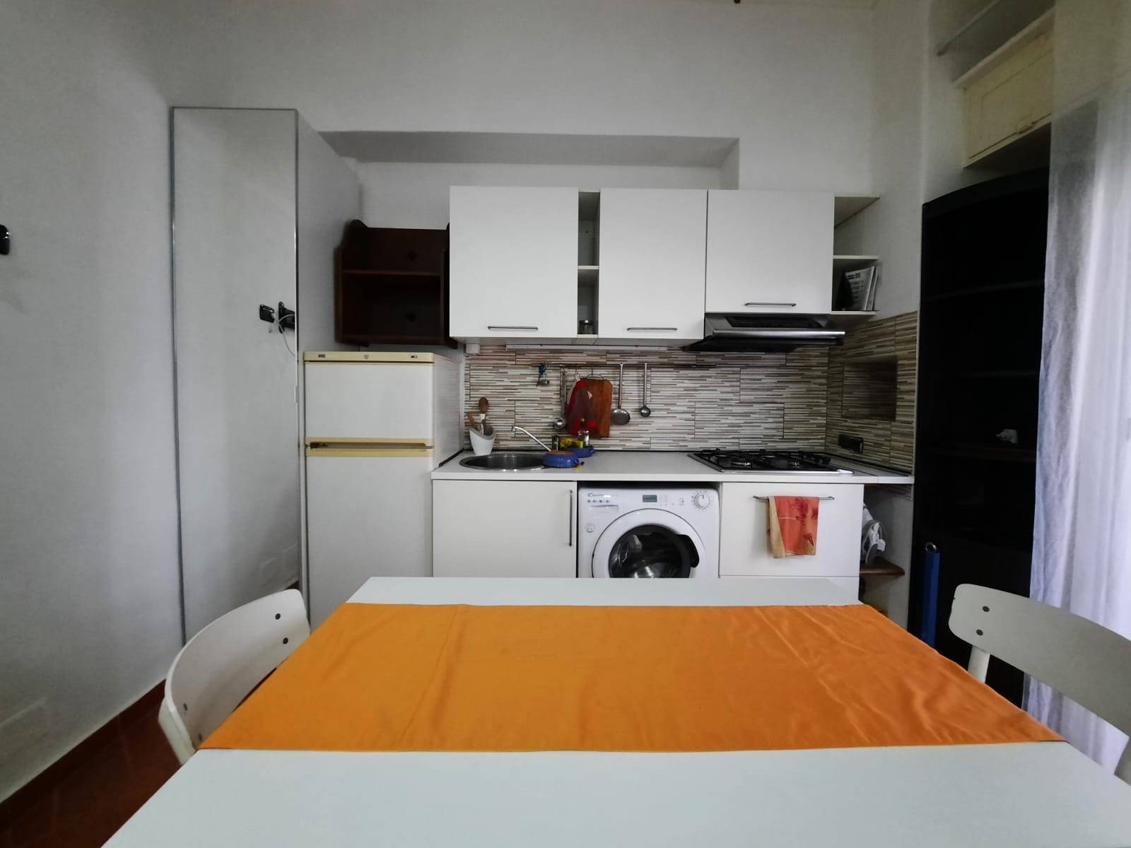 Appartamento in affitto a Napoli, Pendino