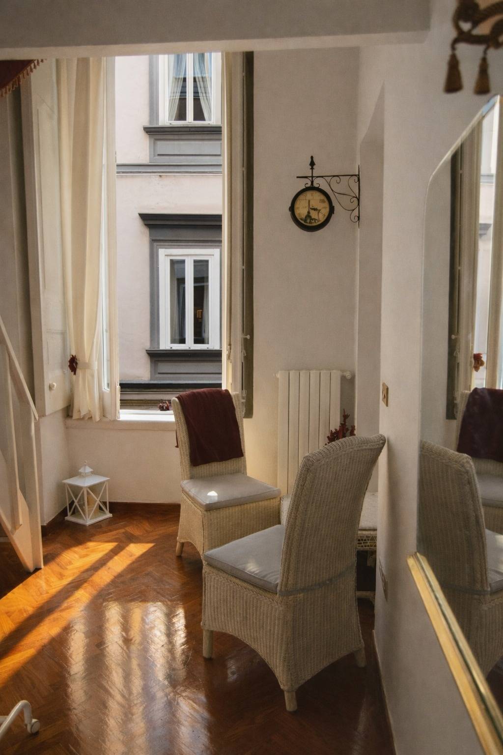 Appartamento in vendita a Napoli, San Carlo Arena