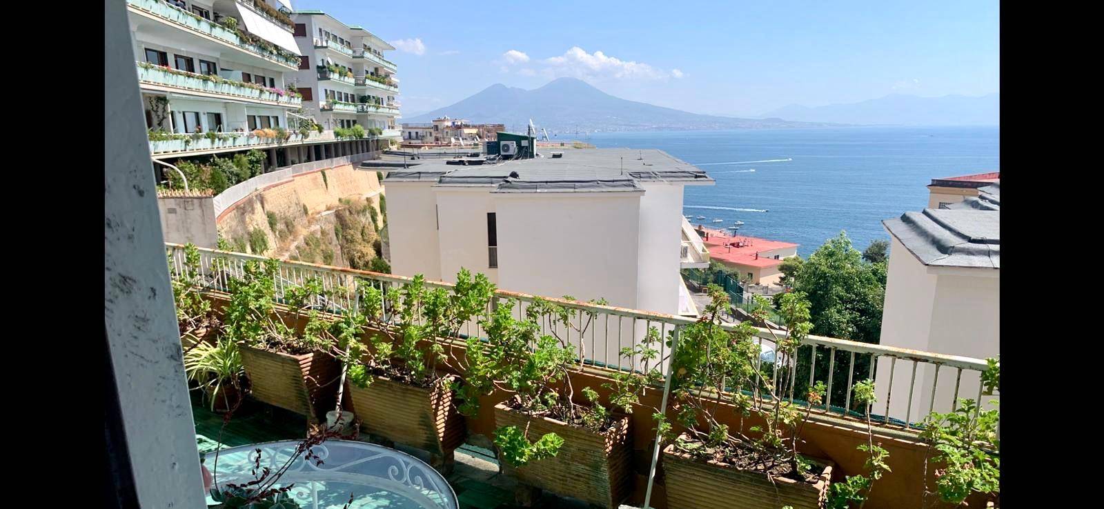 Appartamento in vendita a Napoli, Posillipo