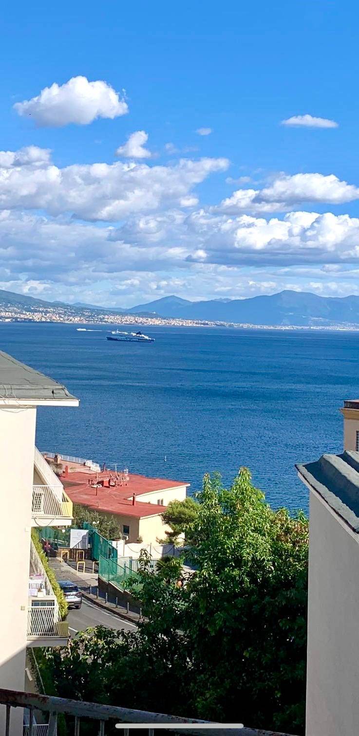 Appartamento in vendita a Napoli, Posillipo