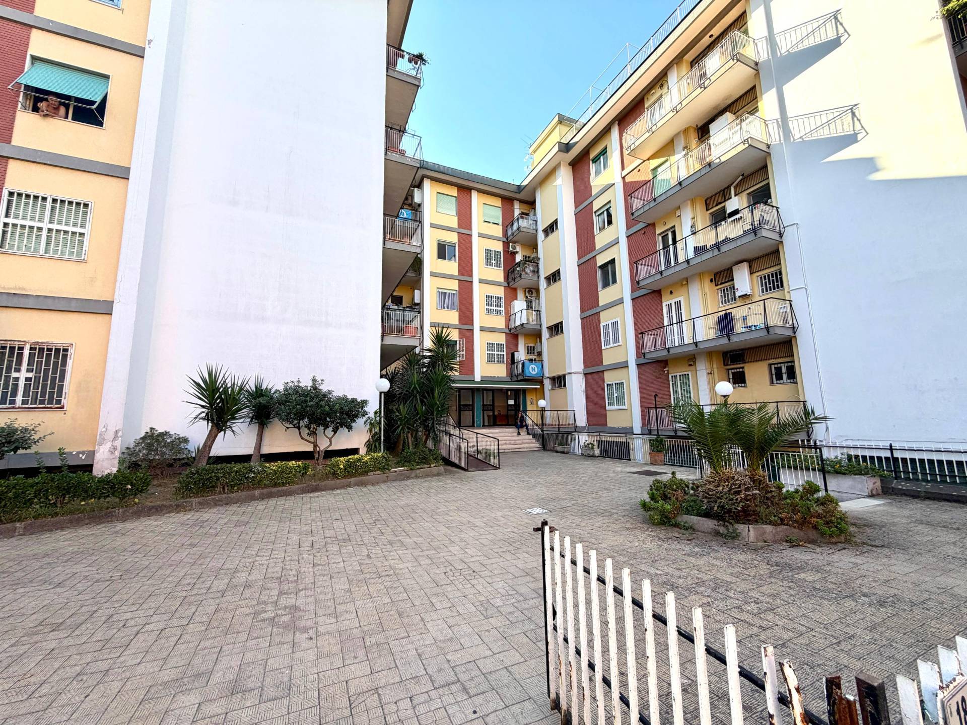 Appartamento in vendita a Portici, Bellavista