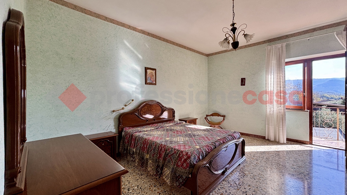 Casa indipendente in vendita a Alatri
