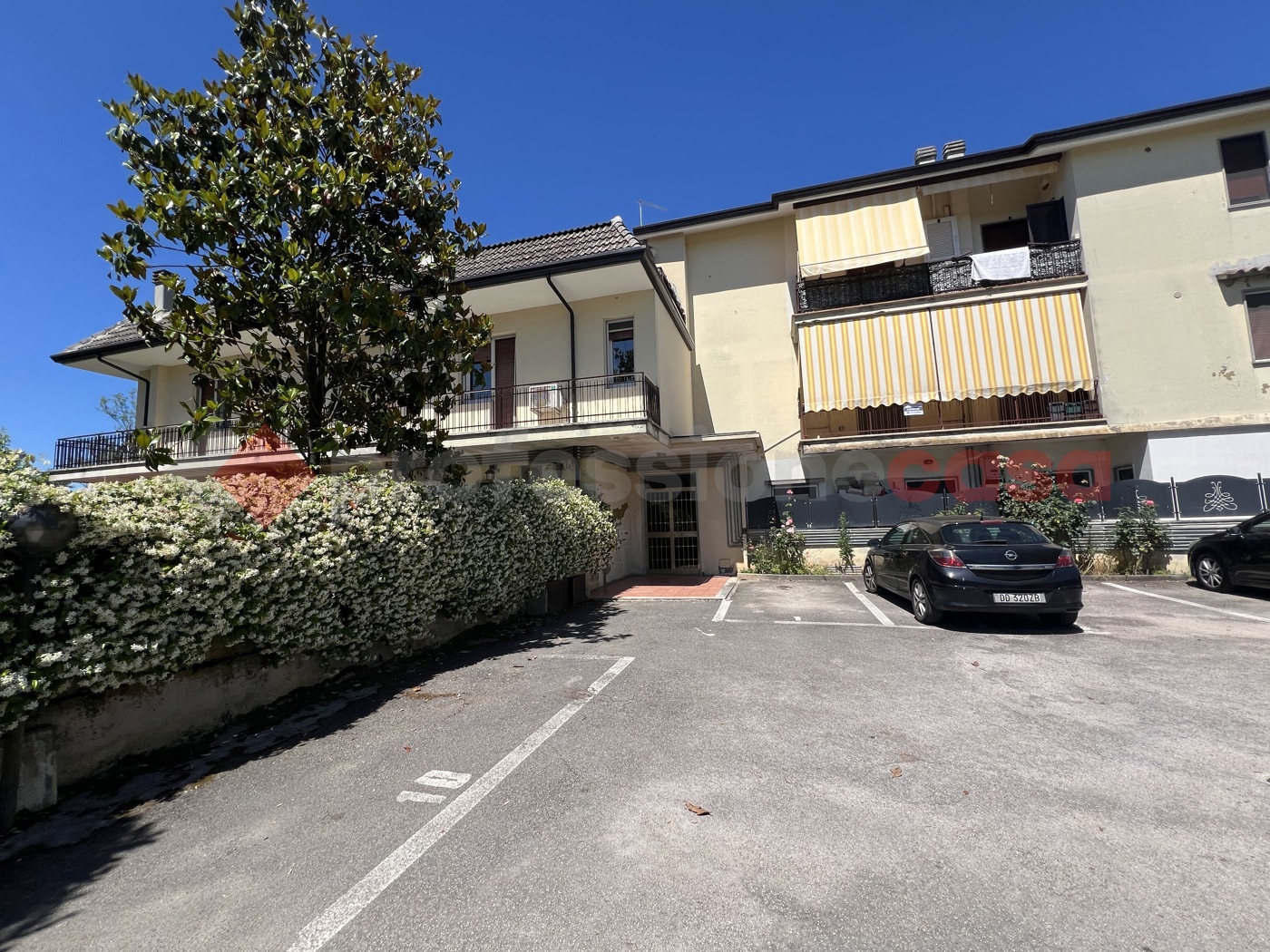 Trilocale con box doppio a Alatri