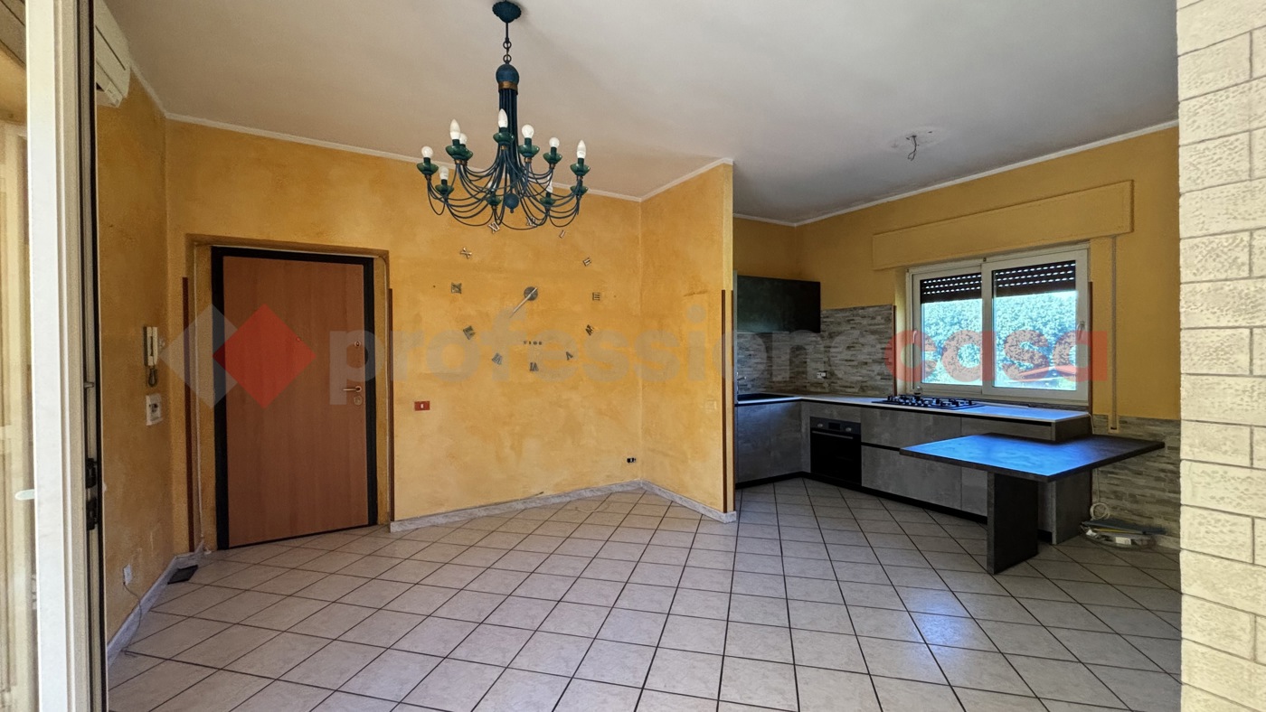 Trilocale con box doppio a Alatri