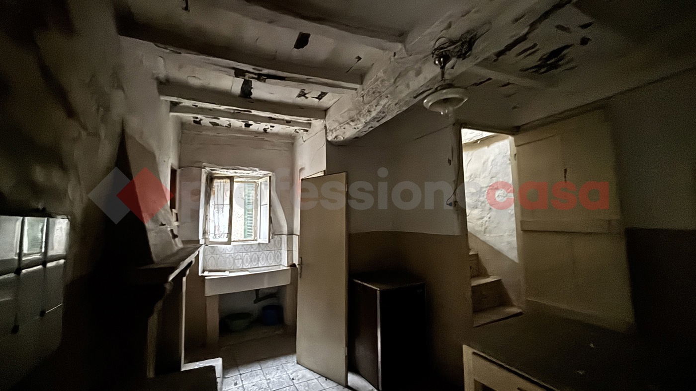 Bilocale da ristrutturare a Guarcino