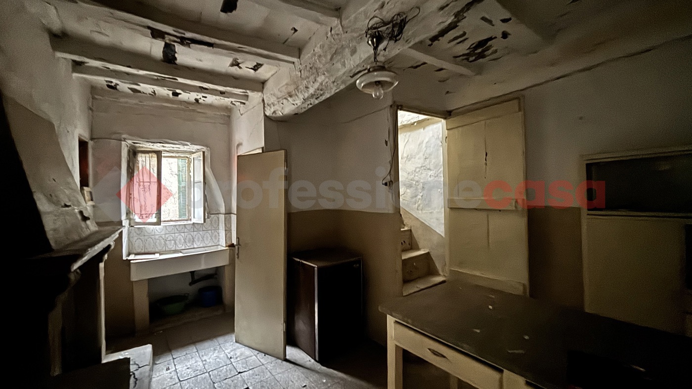 Bilocale da ristrutturare a Guarcino