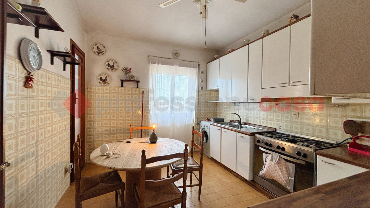 Quadrilocale con giardino a Roma