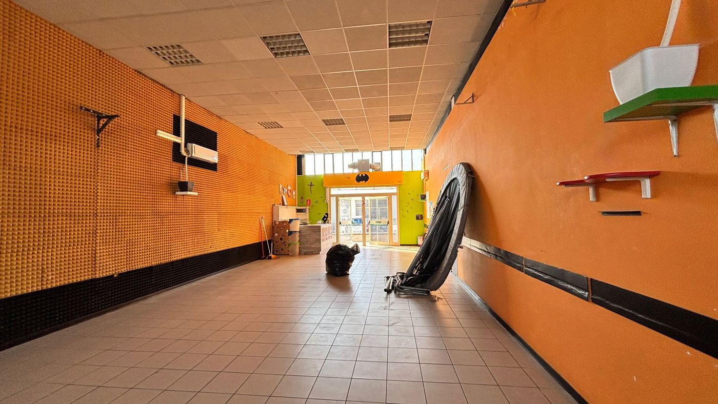 Negozio in affitto a Alatri