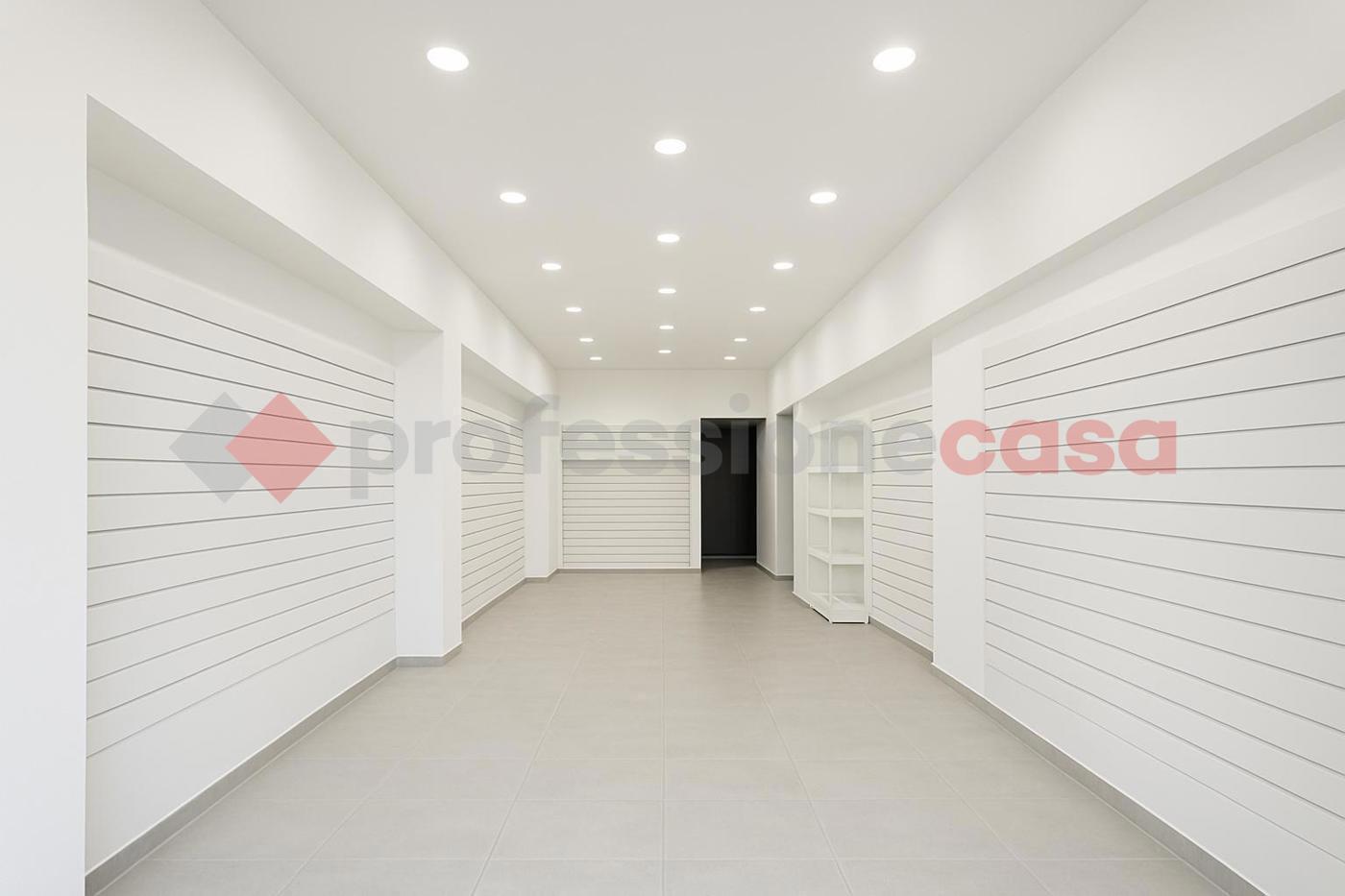 Negozio in affitto a Alatri