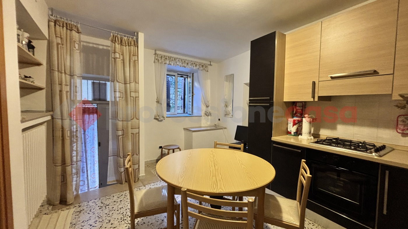 Trilocale in vendita a Vico nel Lazio