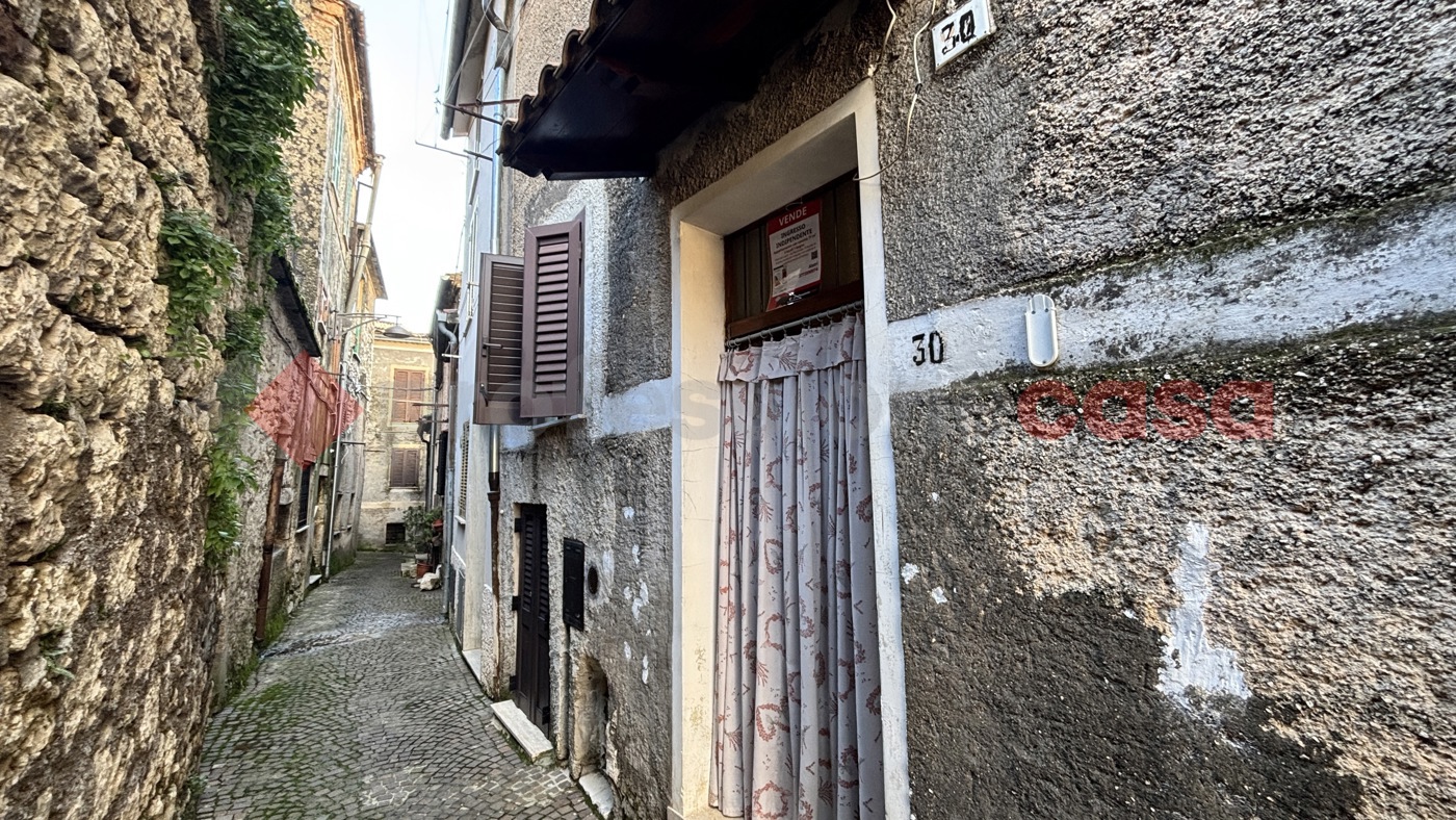 Trilocale in vendita a Vico nel Lazio