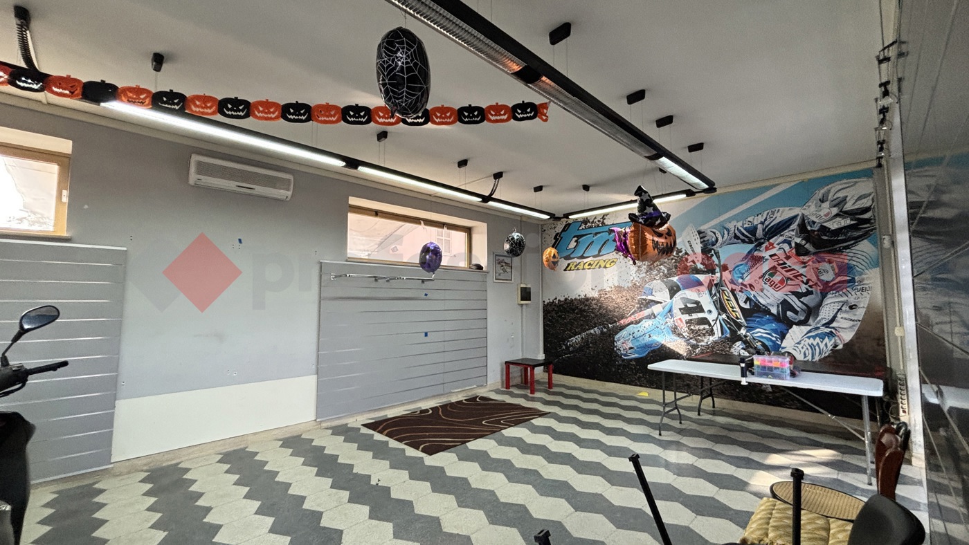 Negozio in affitto a Alatri