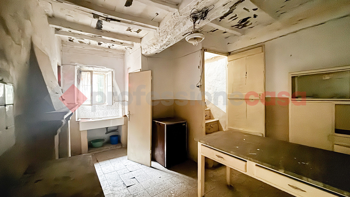 Bilocale da ristrutturare a Guarcino