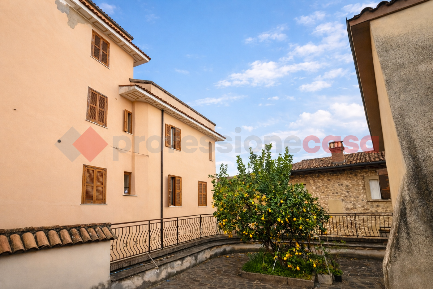 Stabile/Palazzo in vendita a Alatri