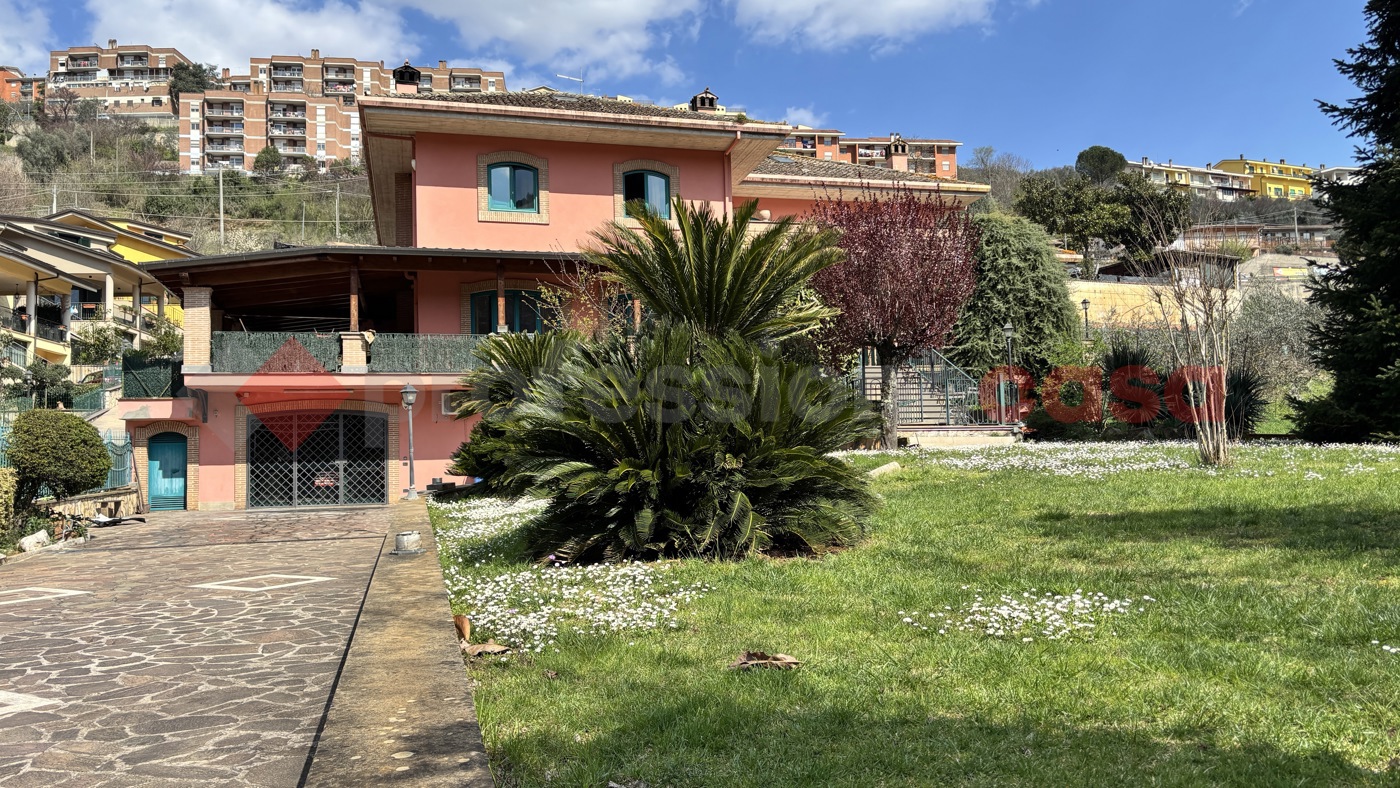 Villa in vendita a Alatri