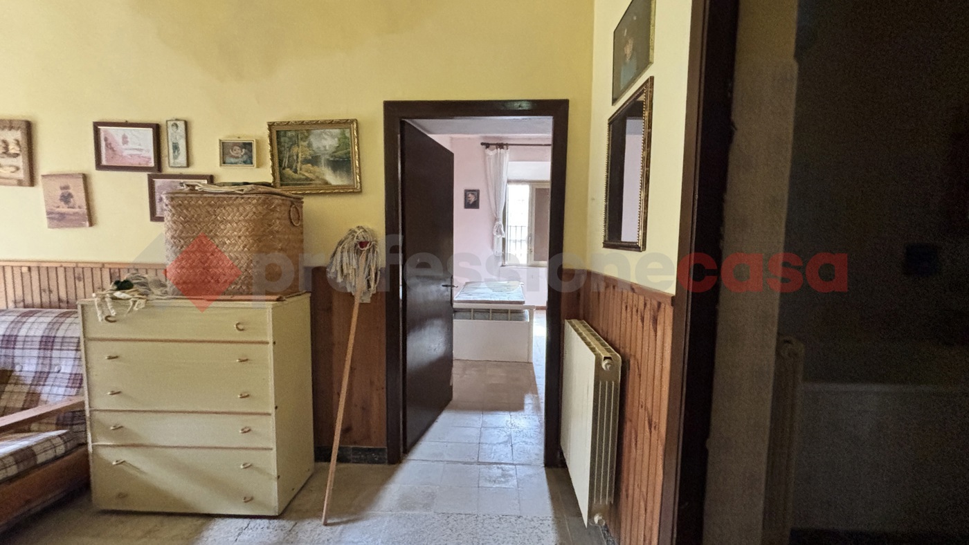 Rustico con giardino a Collepardo