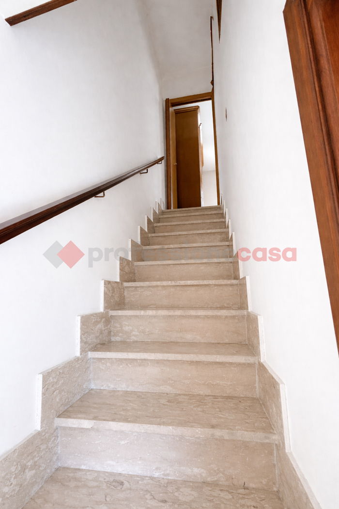 Casa indipendente in vendita a Vico nel Lazio