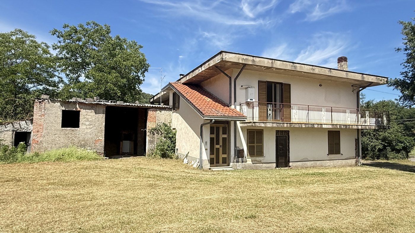 Casa indipendente in vendita a Alatri