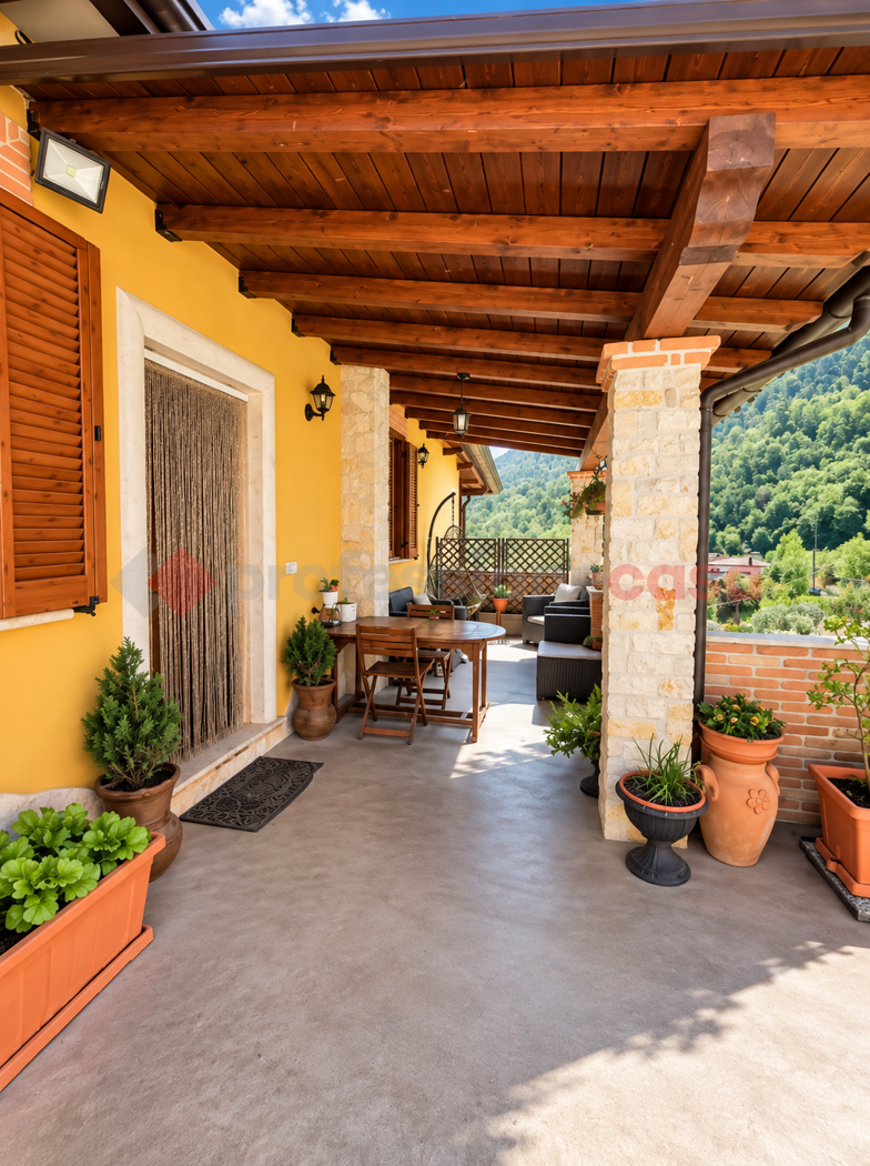 Casa indipendente in vendita a Alatri
