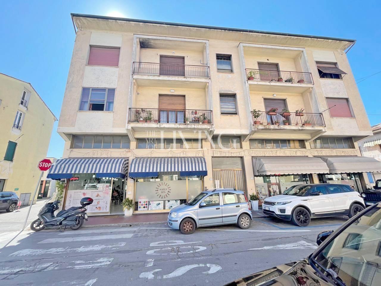 Negozio in vendita, Lucca arancio