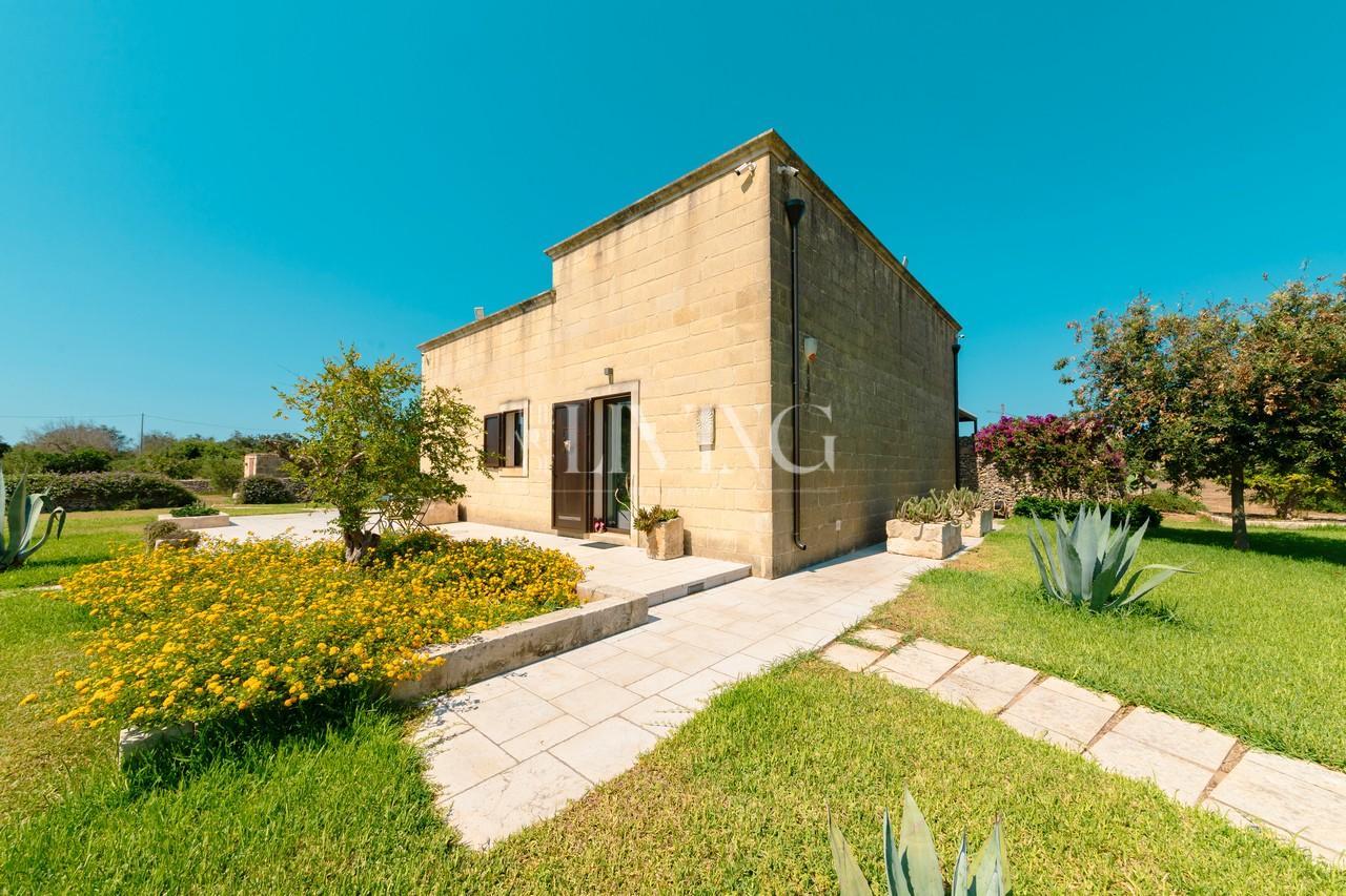 Casa indipendente con giardino, Melendugno borgagne