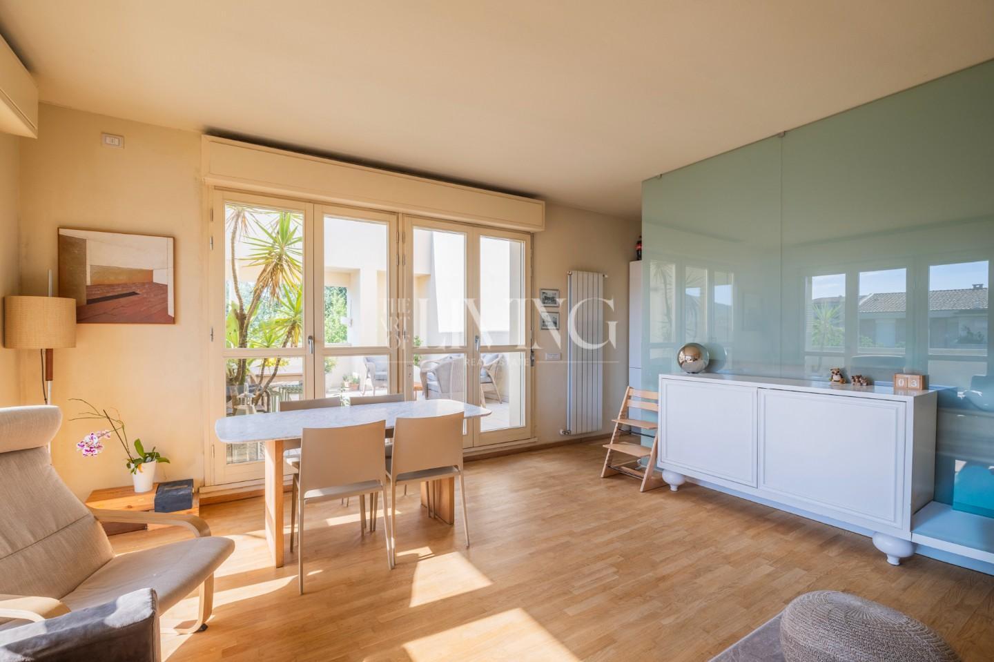 Appartamento con terrazzo, Lucca sant'anna