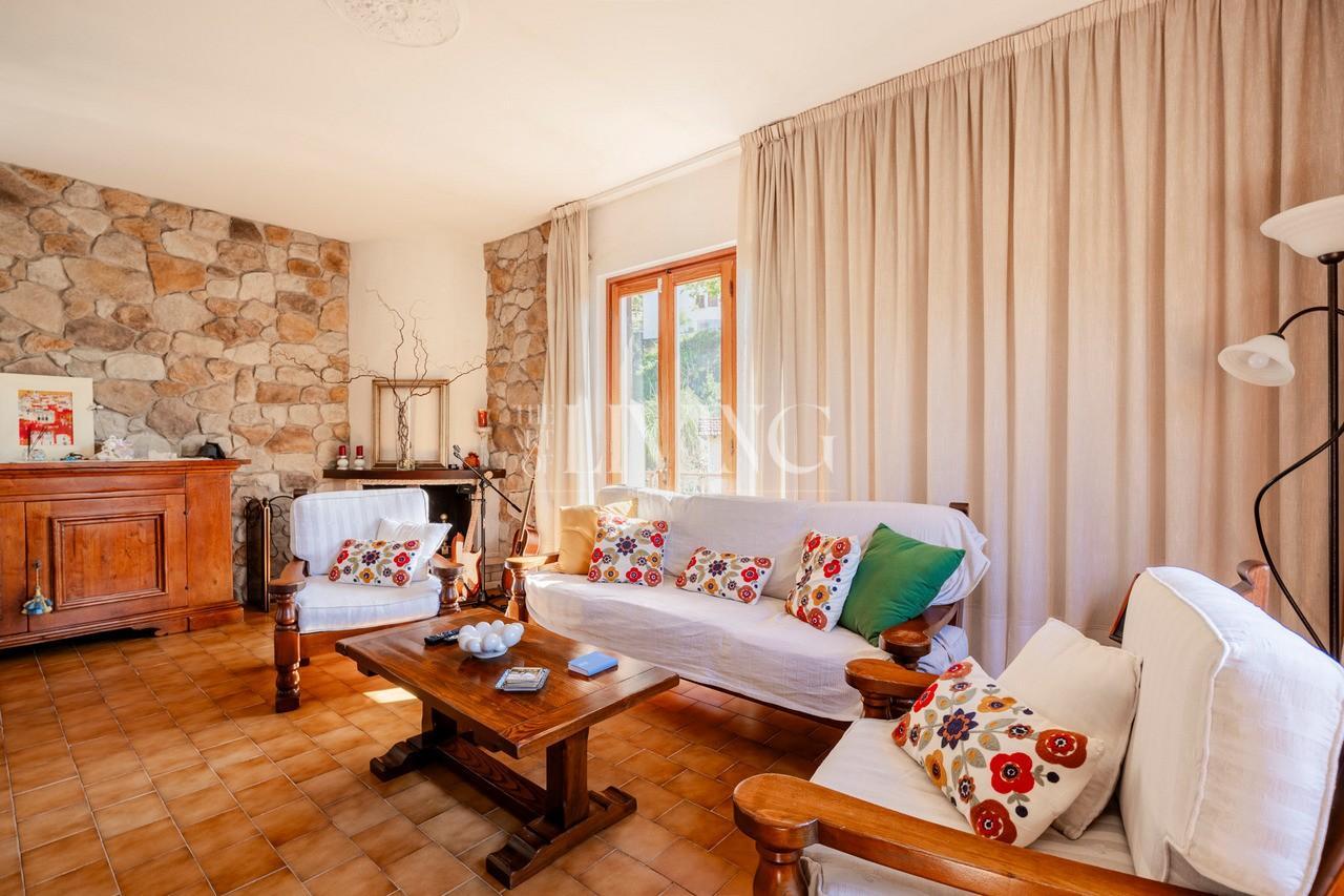 Villa Bifamiliare con giardino, Borgo a Mozzano valdottavo