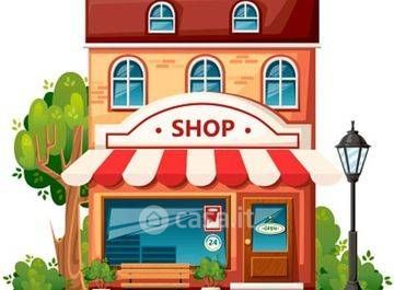 Locale commerciale in affitto a Alba Adriatica