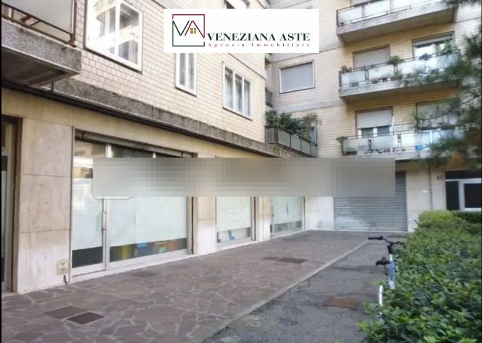 Locale commerciale in vendita a Venezia
