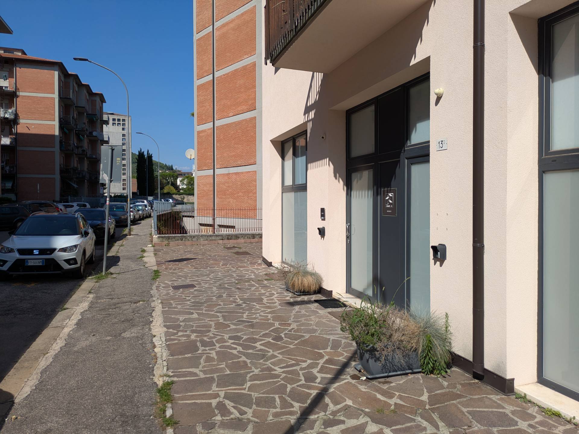 Appartamento in vendita a Verona, Ponte Crencano