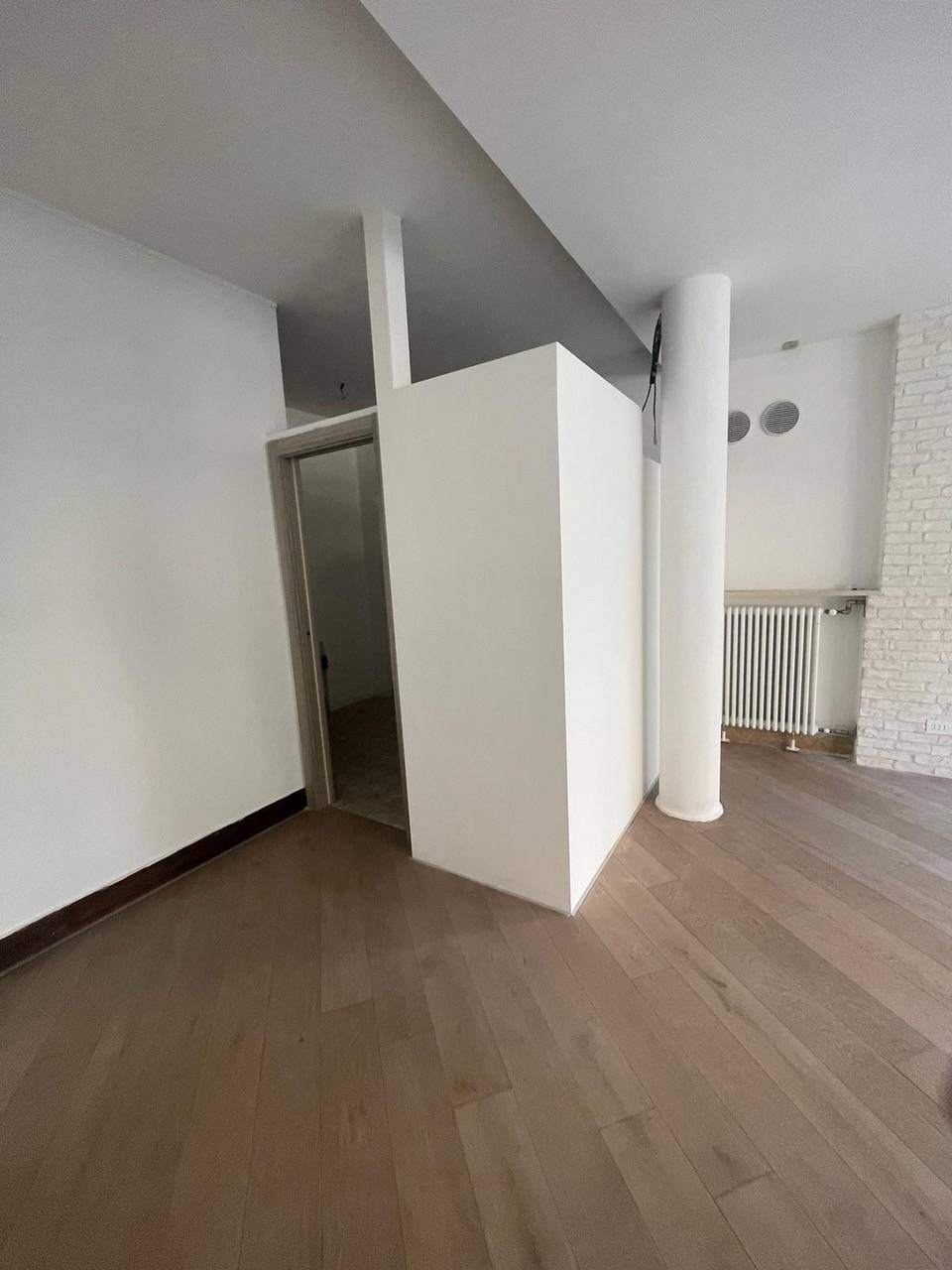 Locale commerciale in vendita a Verona, Borgo Venezia