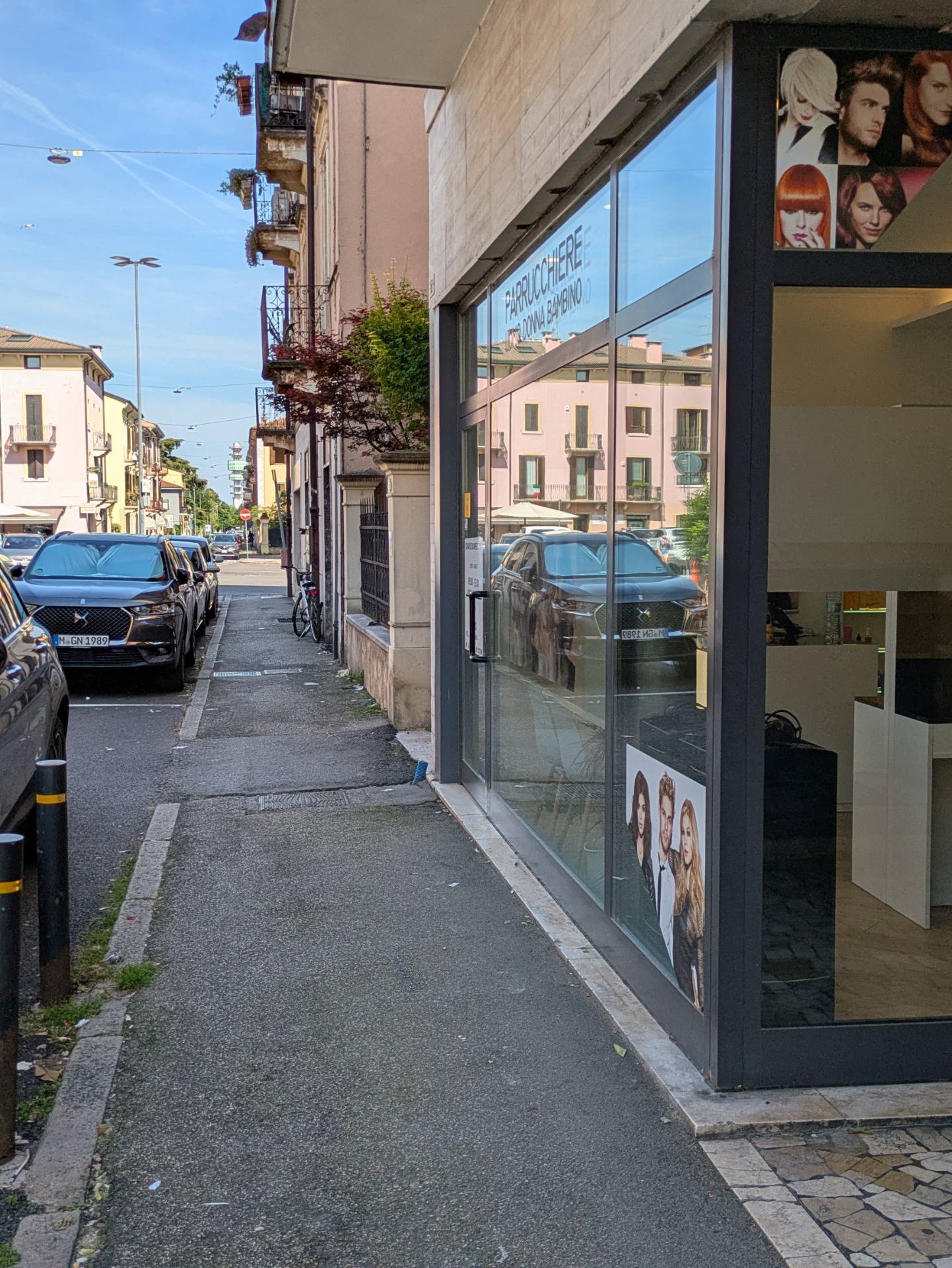 Locale commerciale in vendita a Verona, Borgo Venezia