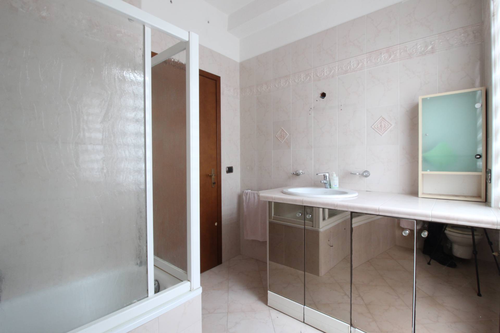 Appartamento in vendita a Verona, Ponte Crencano