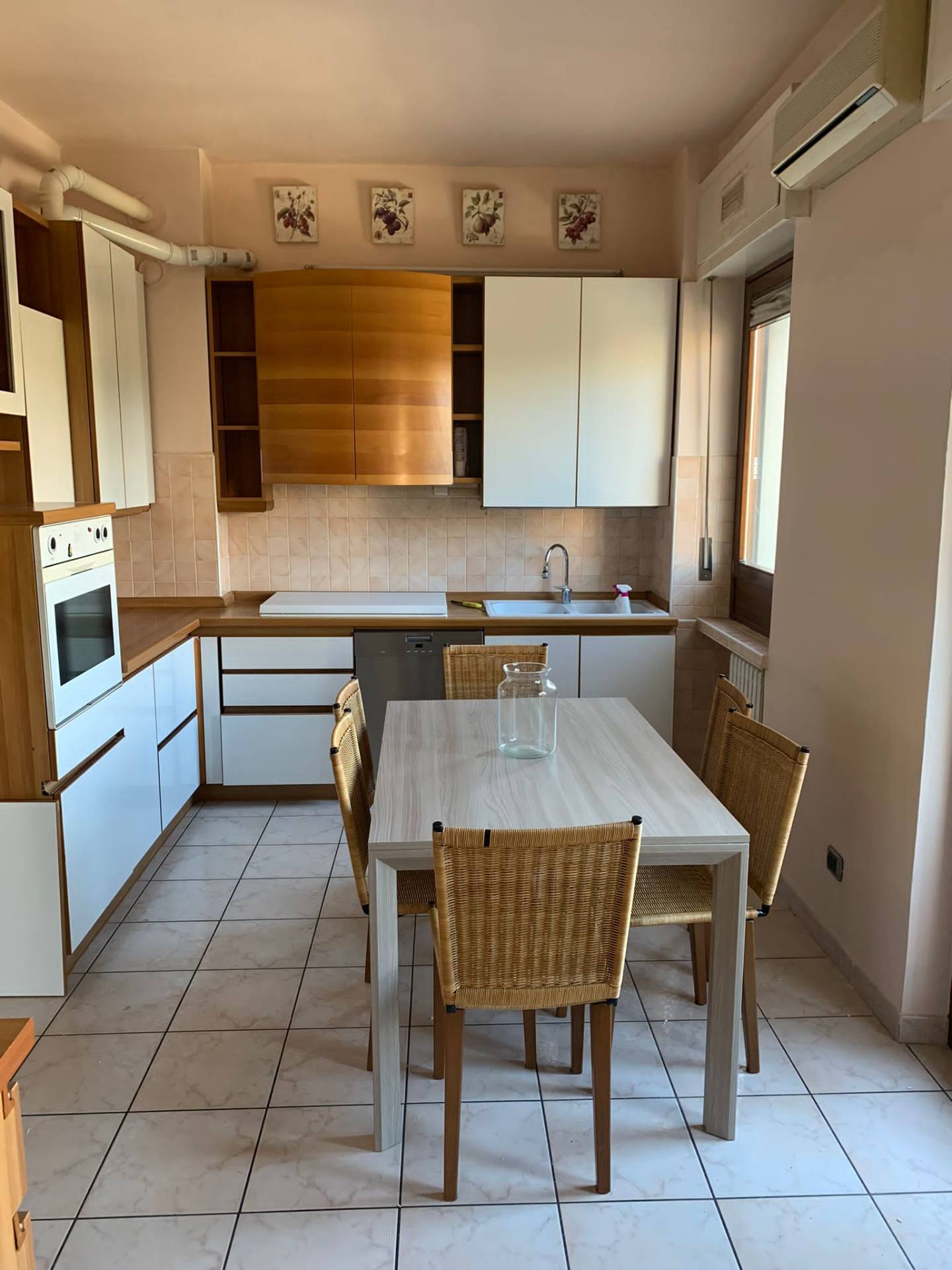 Appartamento in vendita a Verona, Ponte Crencano