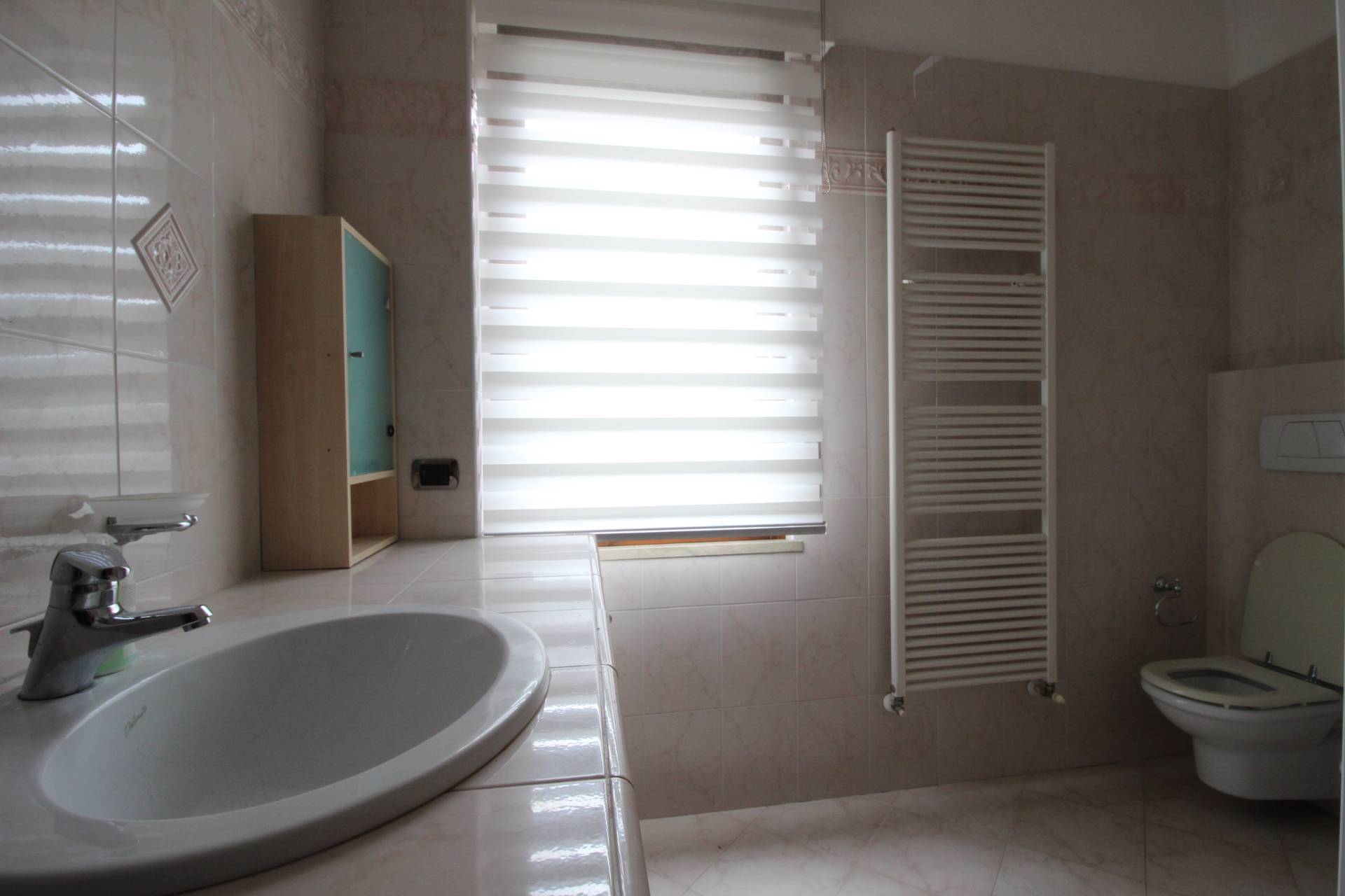 Appartamento in vendita a Verona, Ponte Crencano