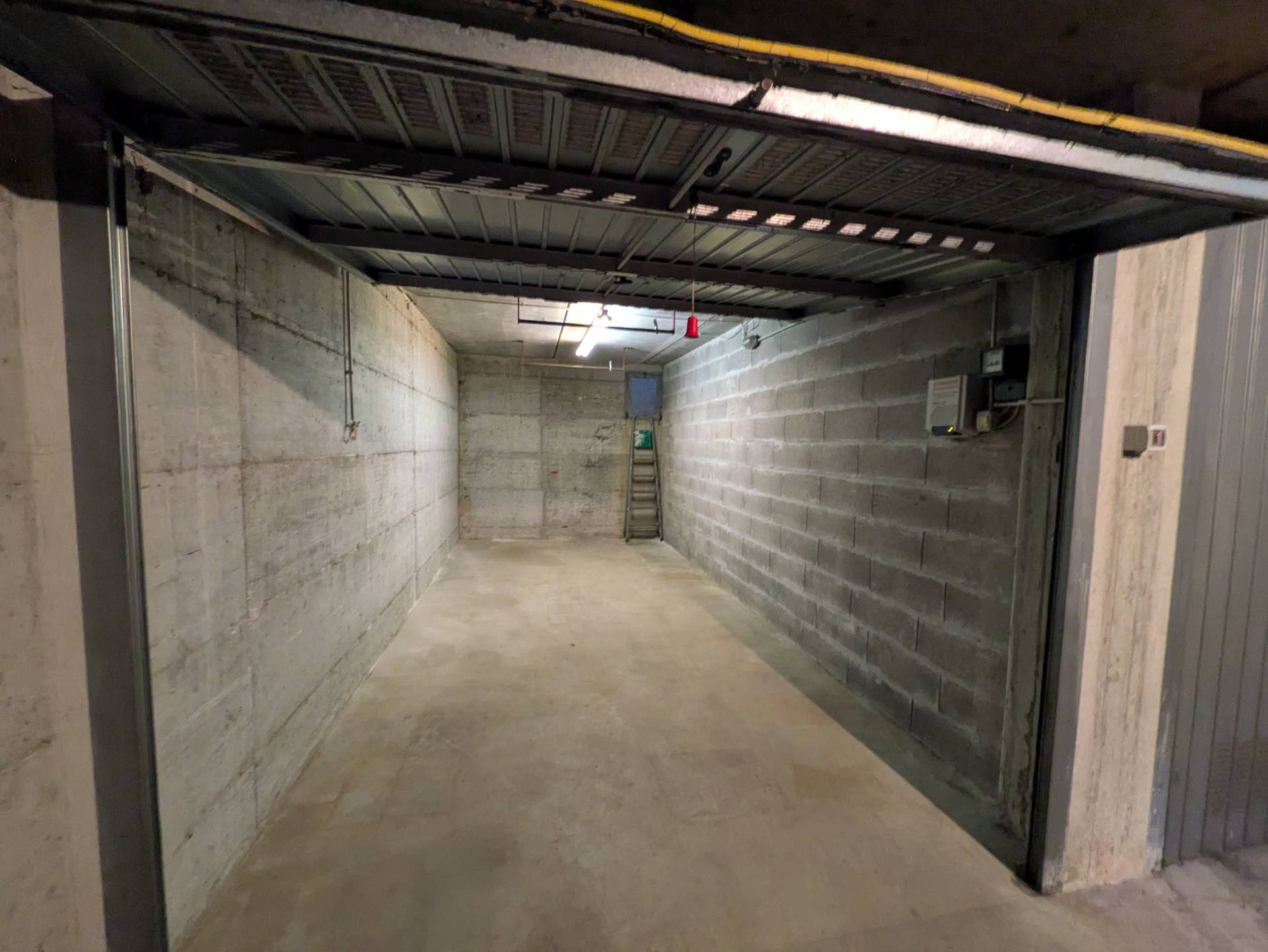 Box o garage in vendita a Verona, Parona