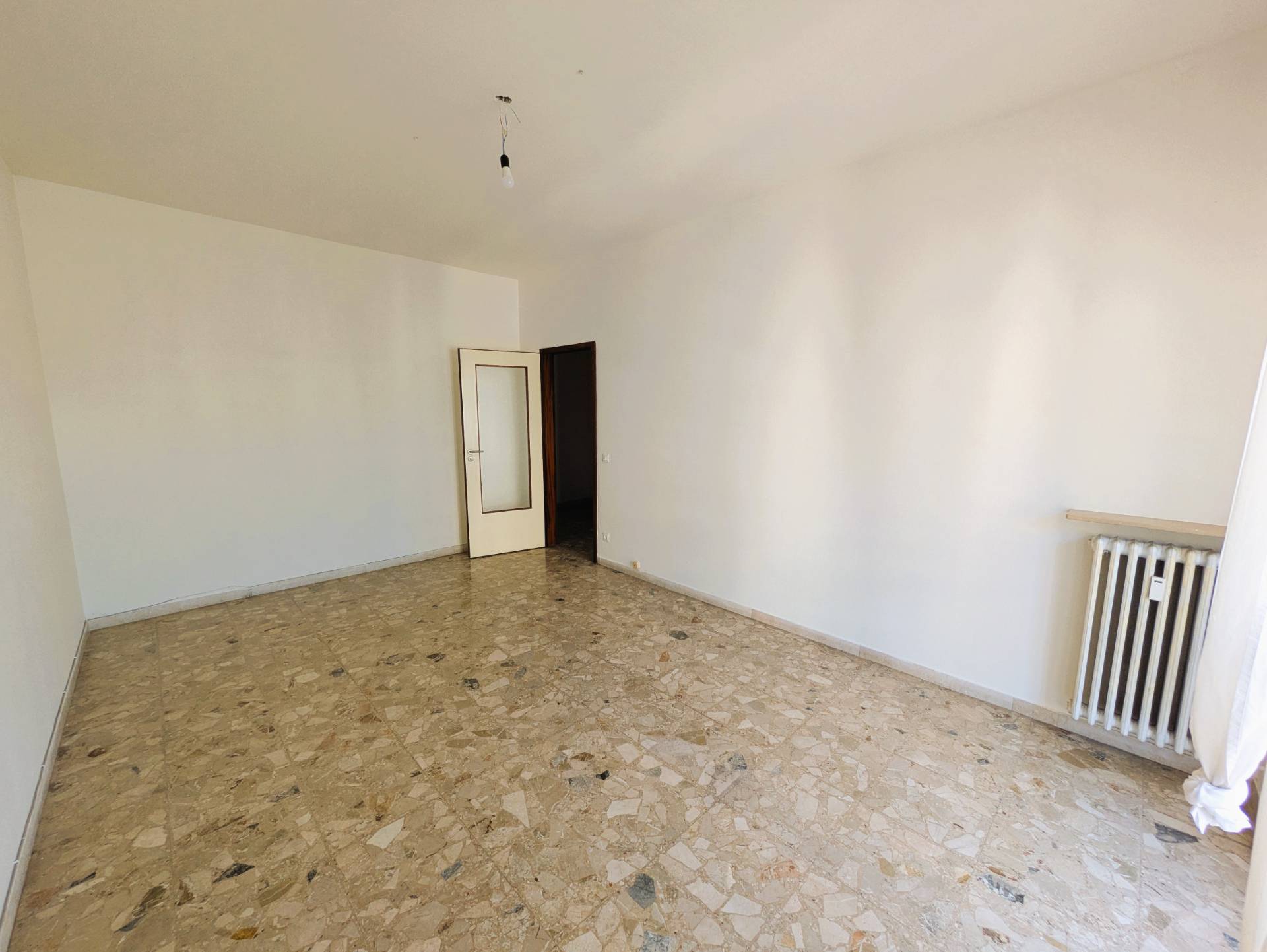 Appartamento in vendita a Verona, Ponte Crencano