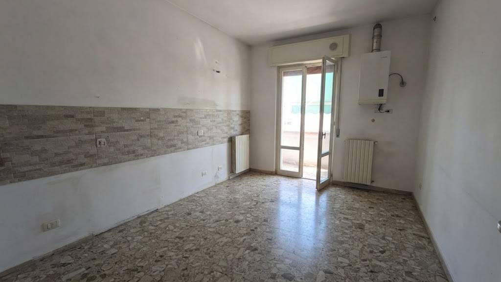 Appartamento in vendita a Verona, Avesa