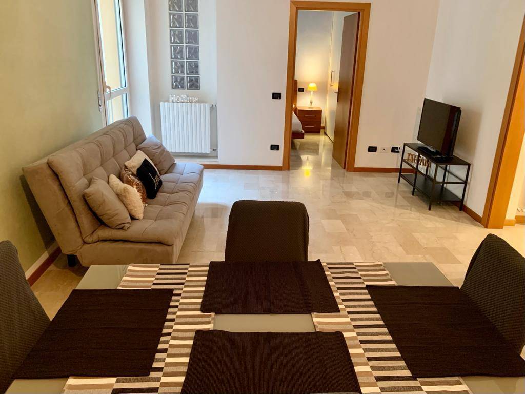 Appartamento in affitto a Verona, Centro storico