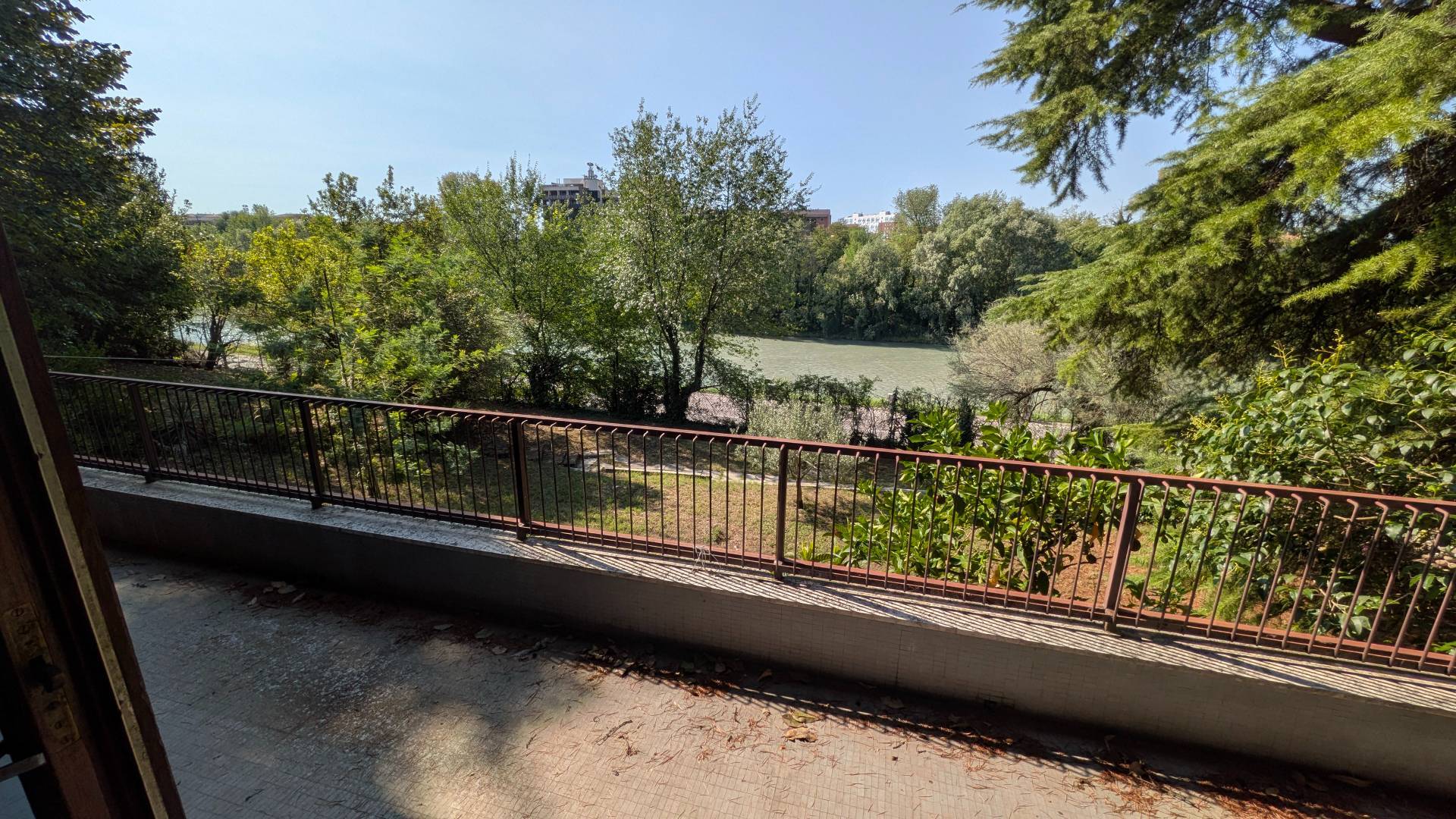 Appartamento in vendita a Verona, Ponte Crencano