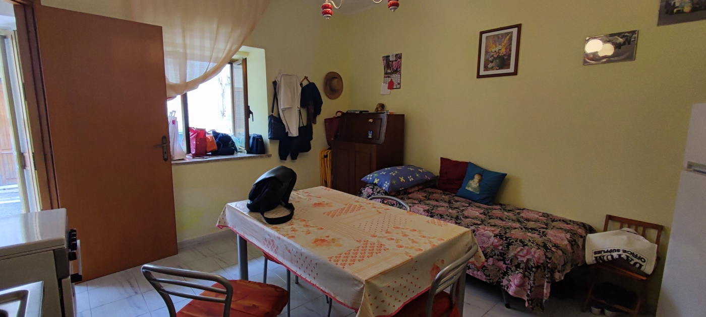 Bilocale in vendita a Borgia