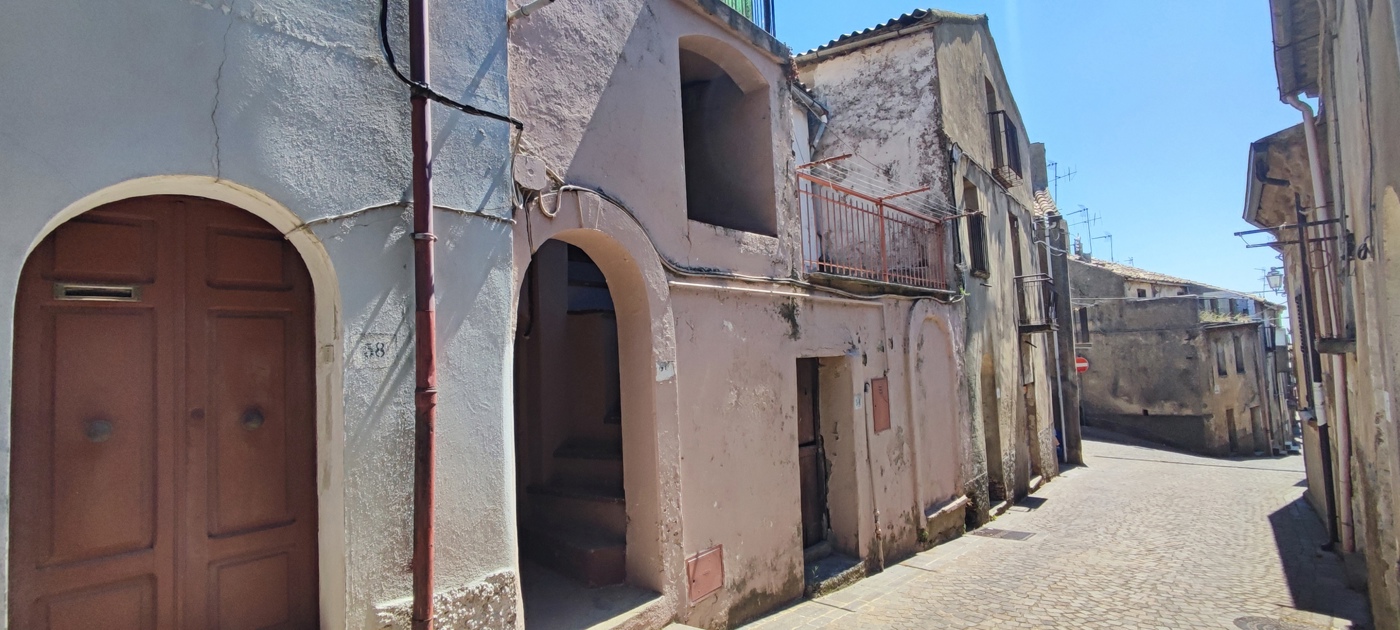 Quadrilocale in vendita a Girifalco