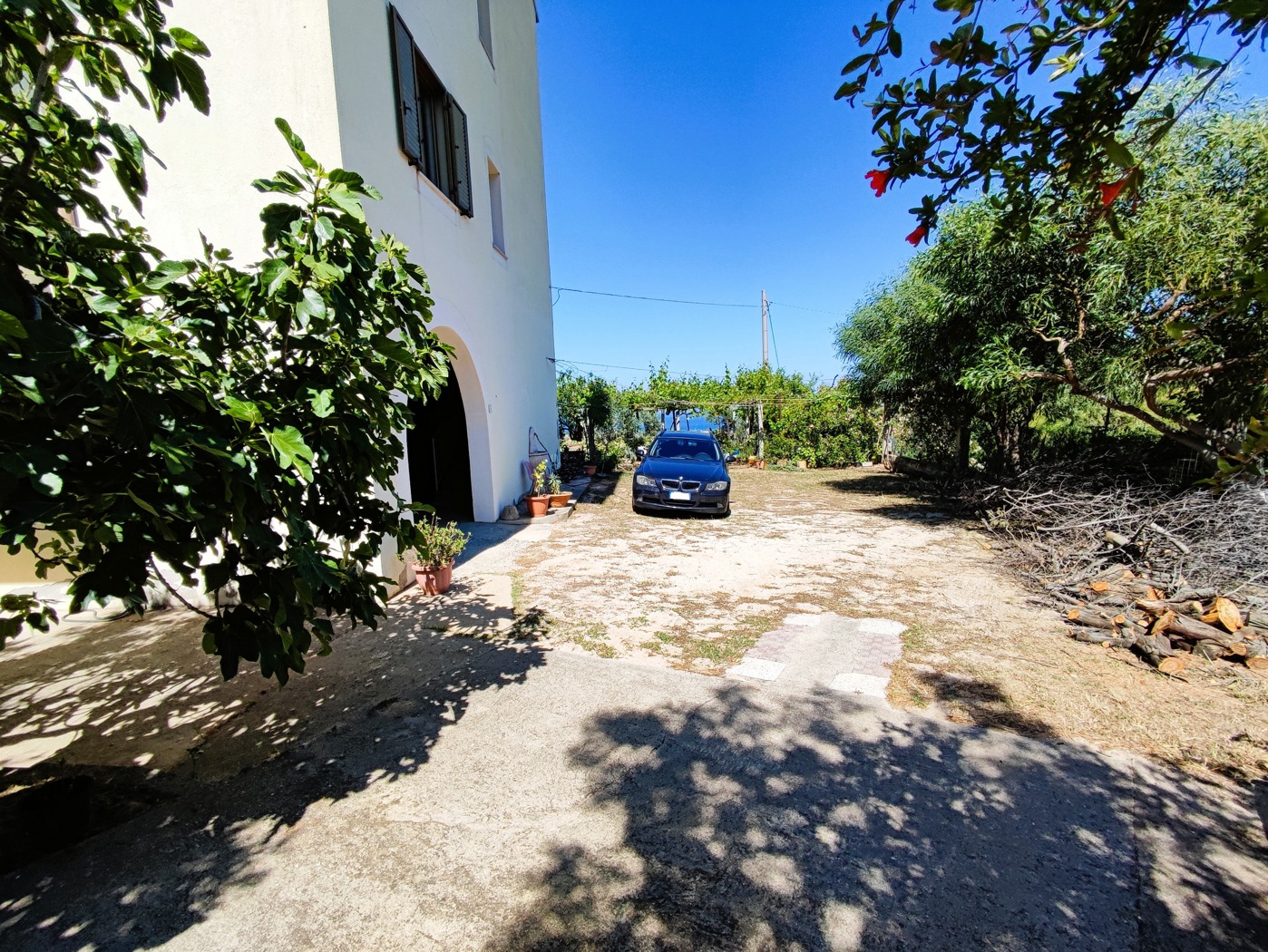 Stabile/Palazzo in vendita a Davoli