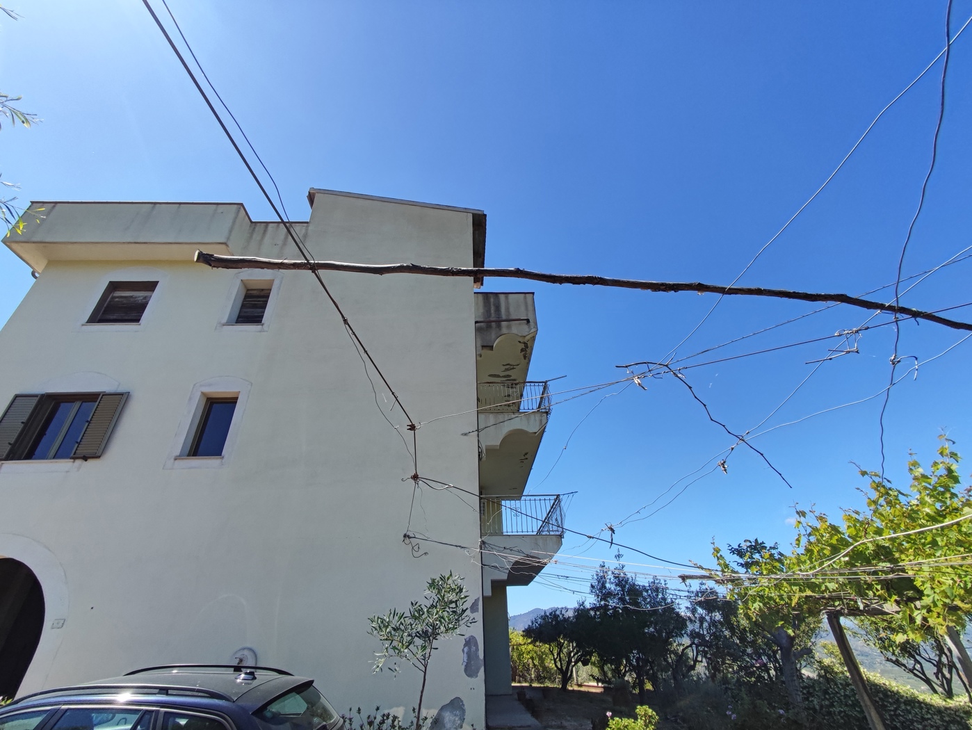 Stabile/Palazzo in vendita a Davoli