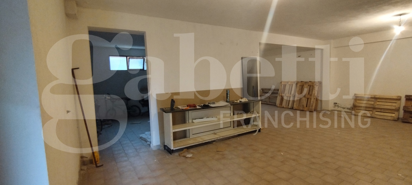 Magazzino in vendita a Squillace