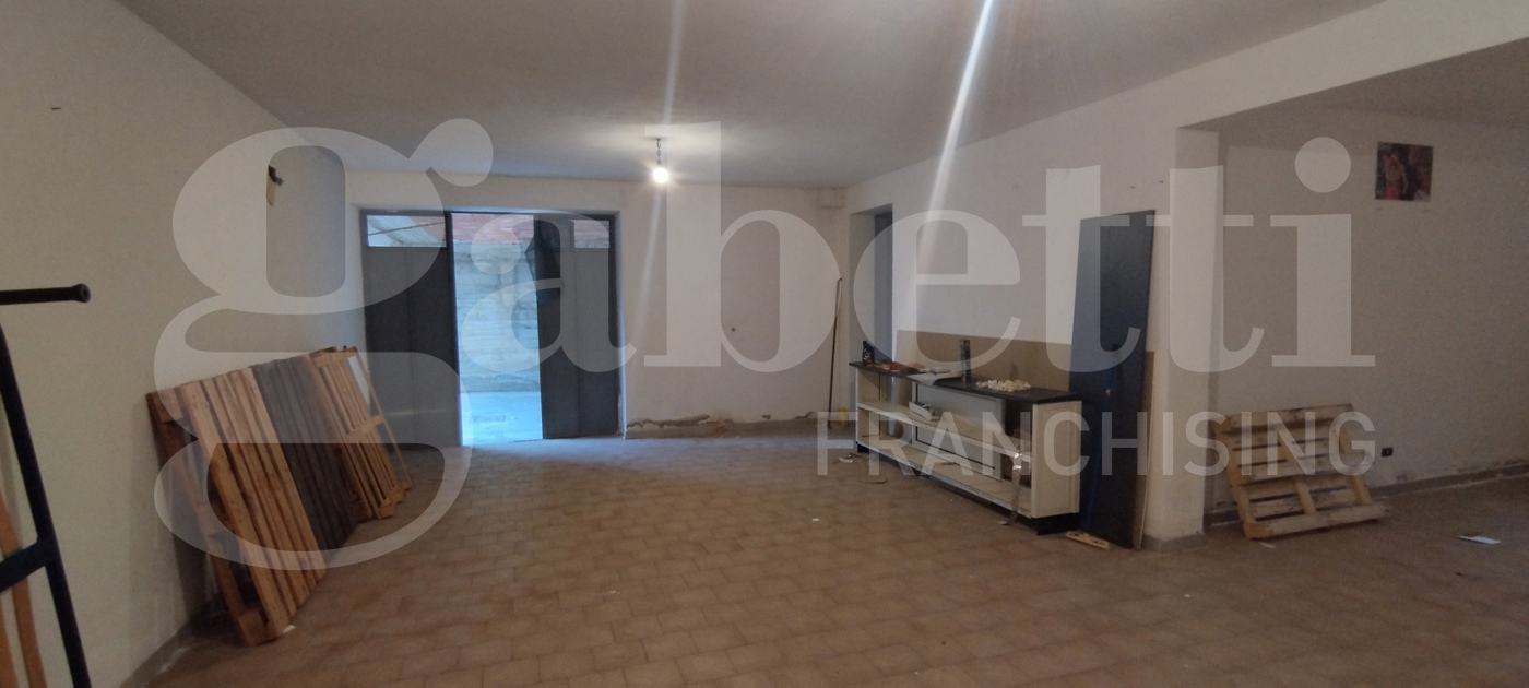 Magazzino in vendita a Squillace